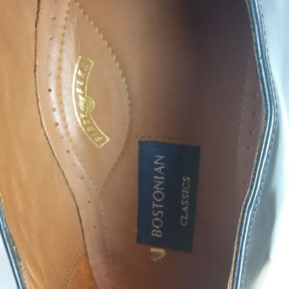 Bostonian classics black leather tassel loafers